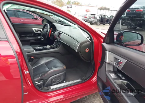 2015 Jaguar Xf 3.0 Portfolio/3.0 Sport z USA, uszkodzony, nr VIN SAJWJ0FF4F8U63631